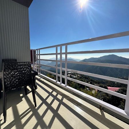 Kanatal'S Valley View Inn エクステリア 写真
