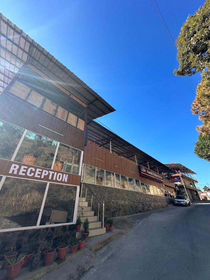 Kanatal'S Valley View Inn エクステリア 写真